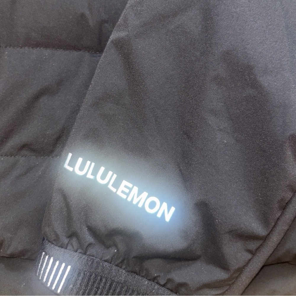 Lululemon Down For It All Jacket Size 12 Large Black Coat Jacket Athletic Gym - Picture 6 of 8